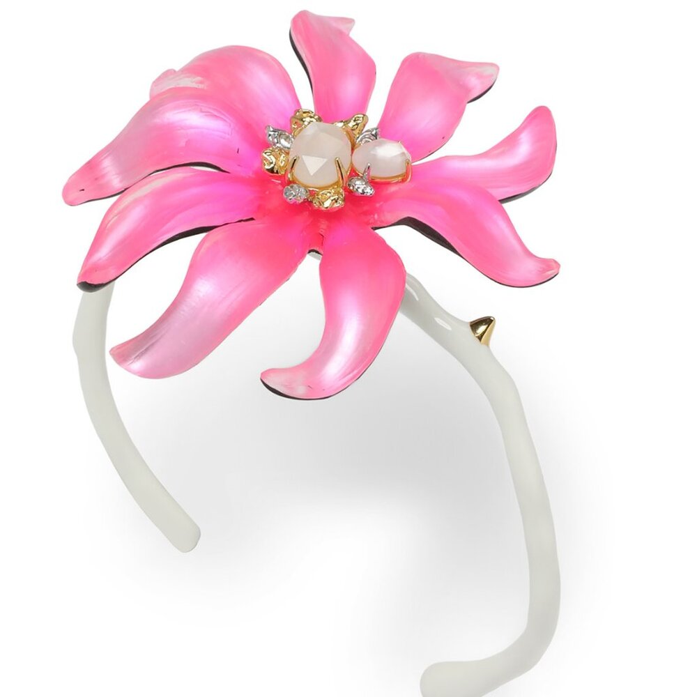 ALEXIS BITTAR Lily Lucite Flower Cuff Bracelet in Magic Magenta Sz 6.75 - Picture 2 of 5